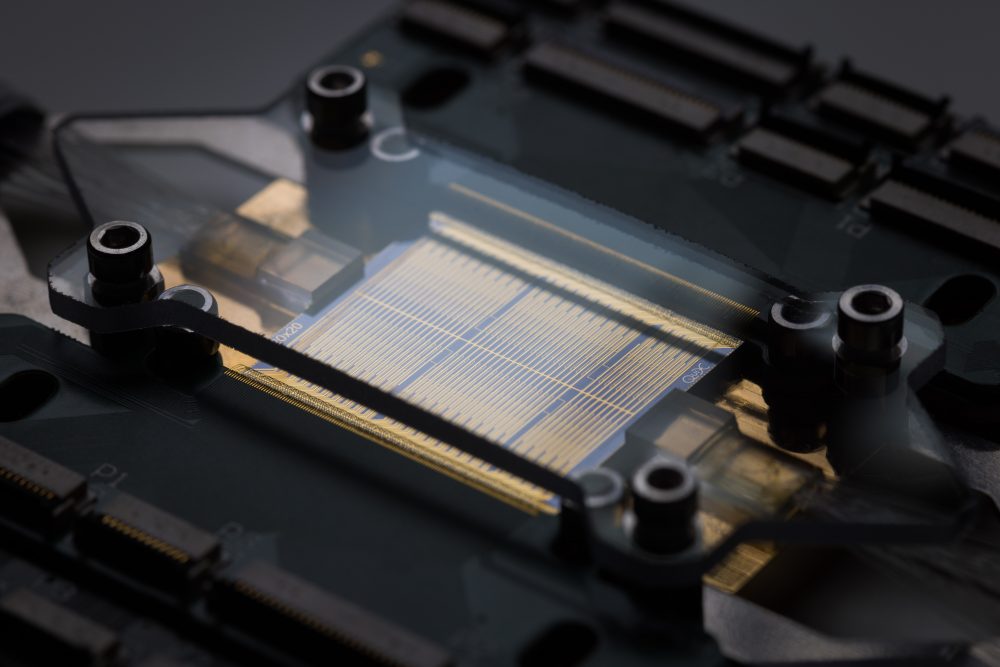 Quix Computer QuiX launches 20-qumode processor, upping the ante for photonic quantum ...